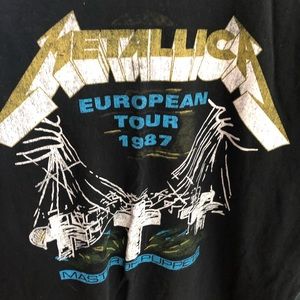 Metallica t shirt size xl